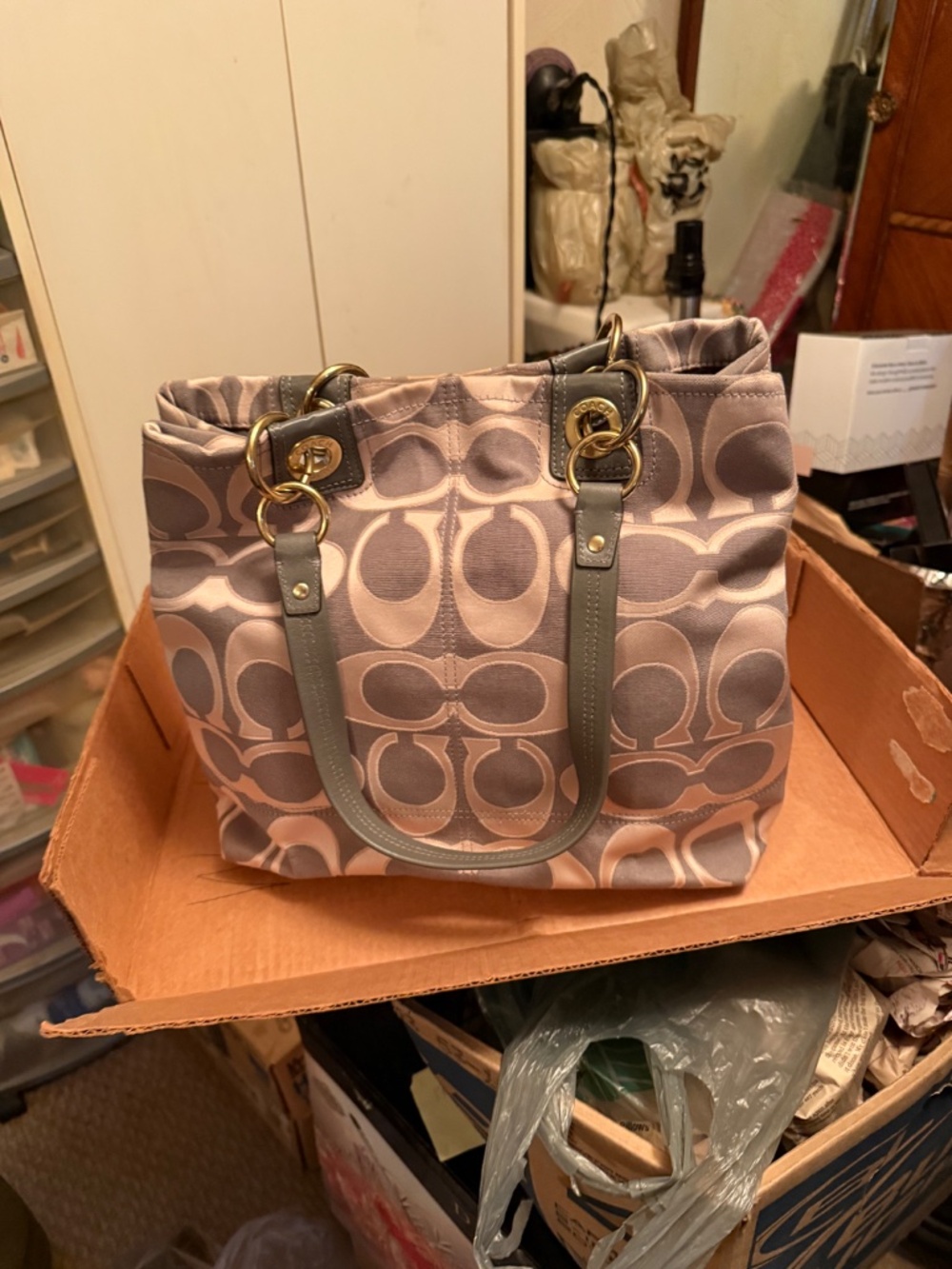 Coach Hand bag - Picture 3 of 7
